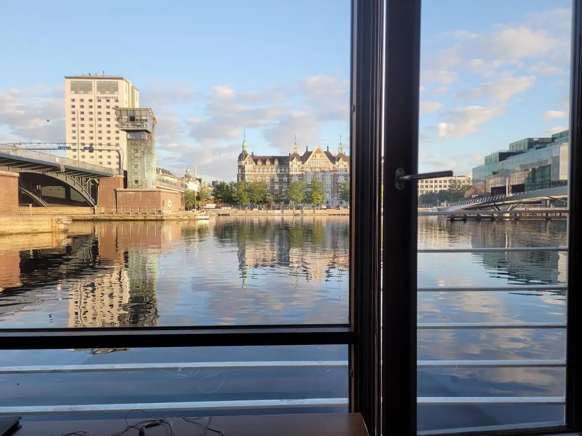 Hotel CPH Living Kopenhagen 3*,